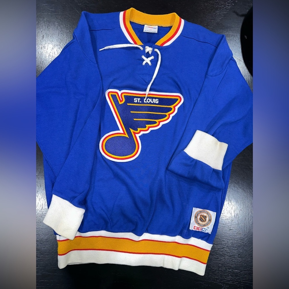 St Louis Hockey Jersey Size‎ M